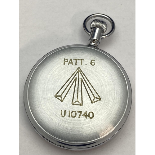 231 - A WW2 period military Waltham stopwatch, Broad arrow to back, Pattern 6