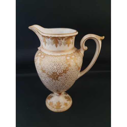 198 - A early 19th century finely decorated tea service with hand applied gold gilt decoration