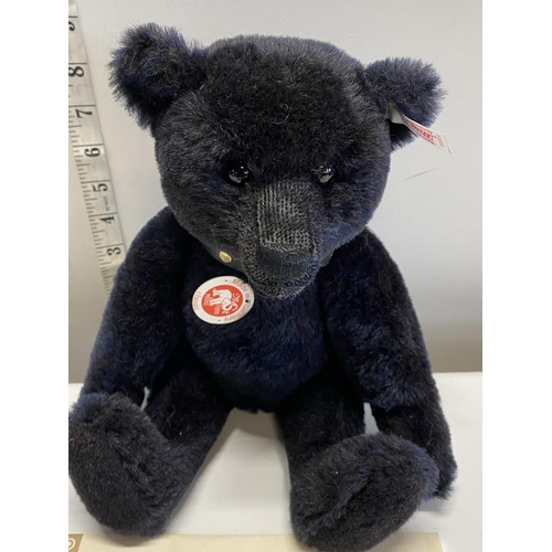 5 - A Steiff bear with growler serial number 038280