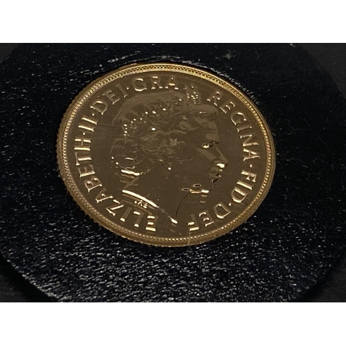 122 - A 2013 22ct gold full sovereign 8.00 grams