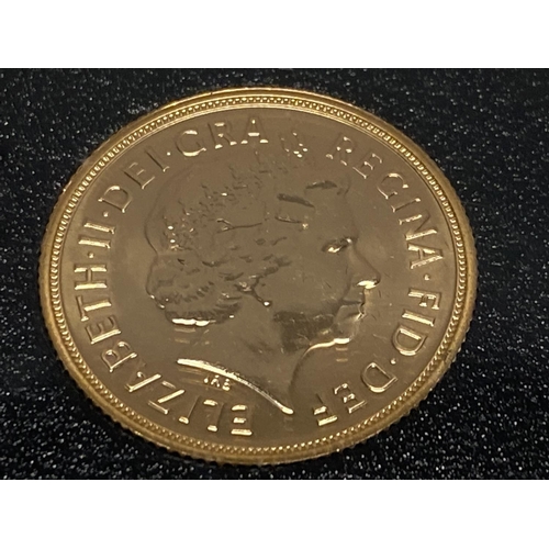 125 - A 2013 22ct gold full sovereign 8.00 grams