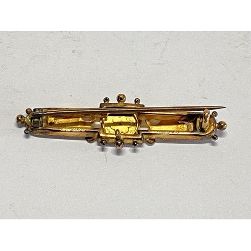 161 - A antique 9ct gold bar brooch 2.48g