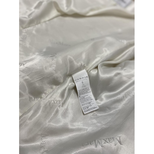 620 - A ladies Max Mara coat