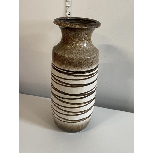 Lot 26        
