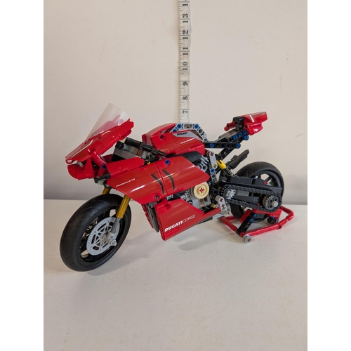 Lot 6         