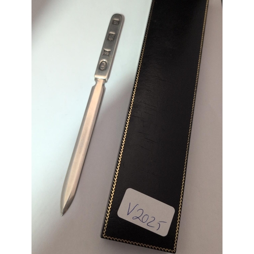 117 - A Sterling Silver Letter Paper Knife