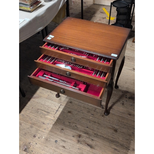 69 - A Vintage Walker & Hall 120-Piece Silver Plate Cutlery Set in a Fitted Canteen. Shipping Unavailable