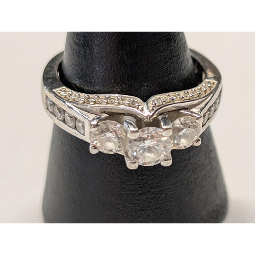 169 - A 14ct White Gold Diamond Three-Stone Ring 7.21g