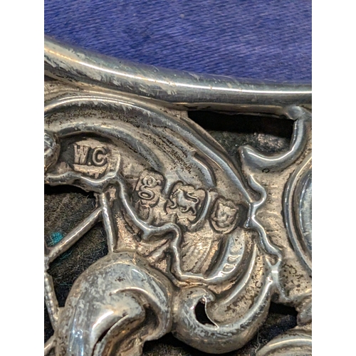 135 - Edwardian William Comyns Sterling Silver Photo Frame, 1901 15x16cm