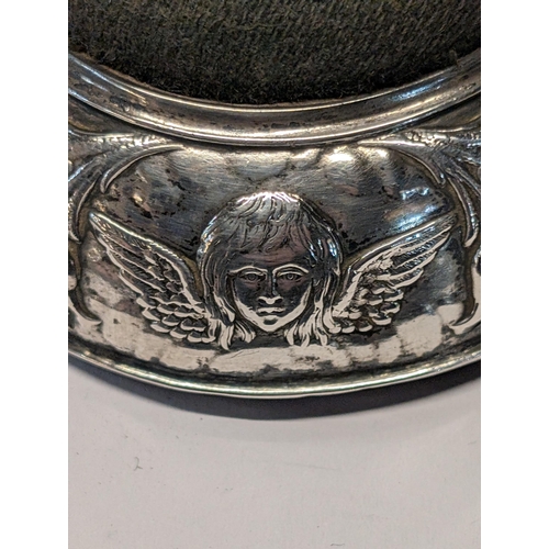 142 - A Sterling Silver Pin Cushion, Birmingham 1905 D7.5cm