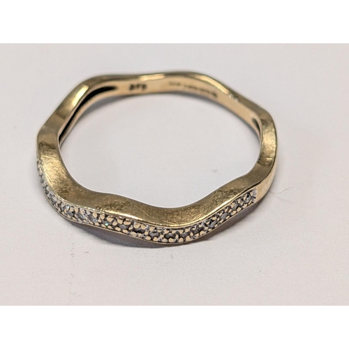 160 - A 9ct Yellow Gold ring 1.77g