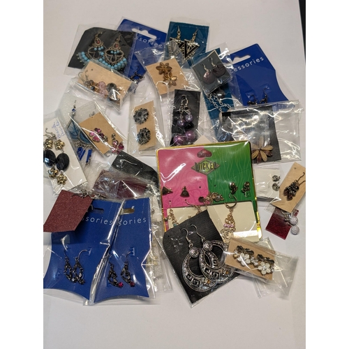 161 - 30 Pairs of Costume Earrings