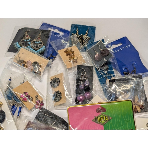 161 - 30 Pairs of Costume Earrings