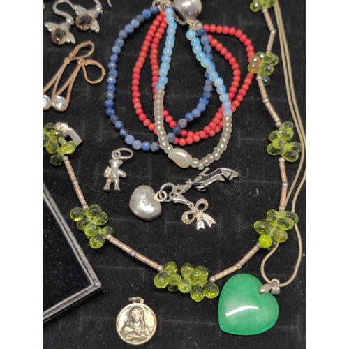 143 - A Collection of Sterling Silver Jewellery