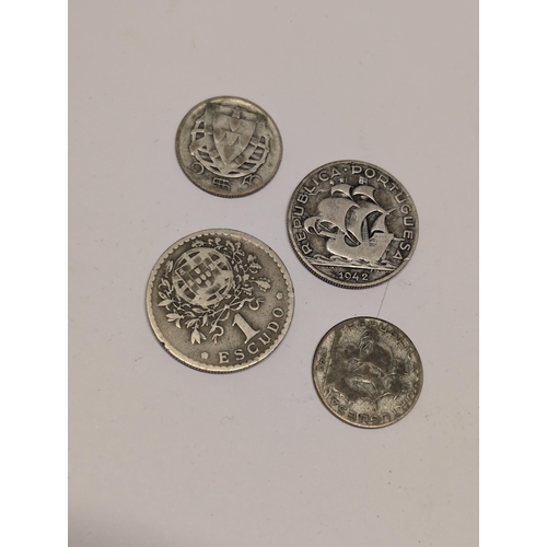139 - A Group of Four Portuguese Republic Escudo and Centavo Coins, 1920-1940 21.26g