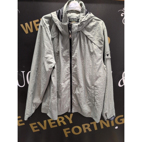123 - A Stone Island Men's Hooded Crinkled Windbreaker Jacket, Size XXL, Unauthenticated
