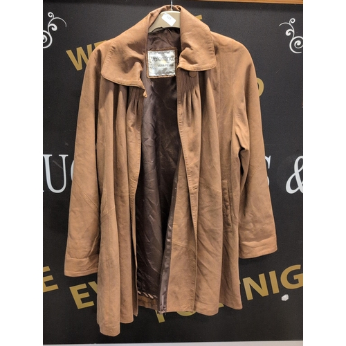 129 - Valentino Brown Vera Pelle Genuine Leather Coat
