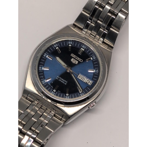 165 - Seiko 5 SNK647 7S26-02E0 Automatic Day-Date Wristwatch, Working