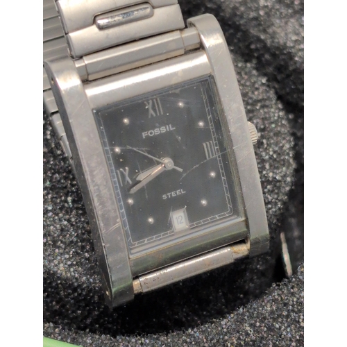 167 - Fossil FS4087 Arkitekt Men's Analog Wristwatch with Original Box and Manual, Working, Damage to Stra... 