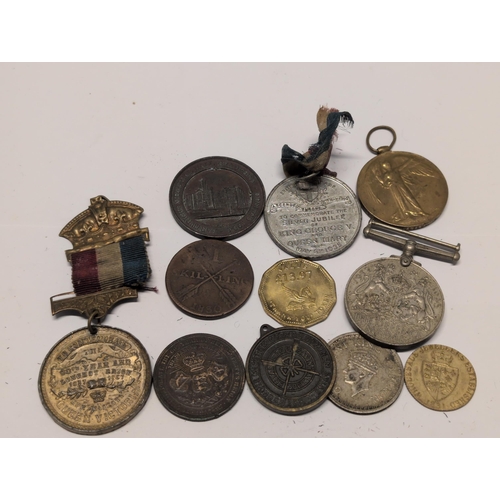 174 - A Collection of Assorted British and World Medals and Tokens, 19th-20th Century