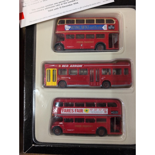 48 - A Collection of boxed Exclusive First Editions (EFE) 1:76 Scale Die-Cast Model Buses and a Truck