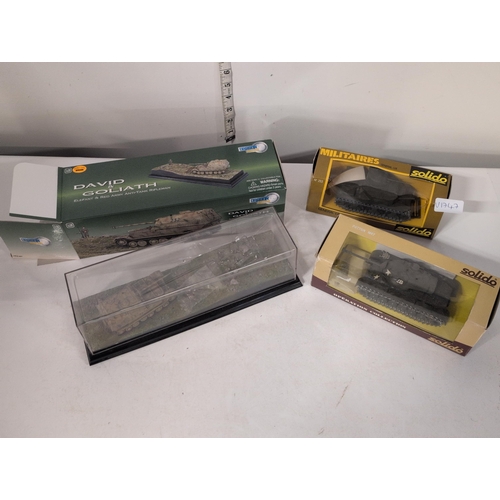 65 - A Dragon Armor 1:72 'David & Goliath' 'Elefant & Red Army Anti-Tank Rifleman' Diorama and Two Solido... 