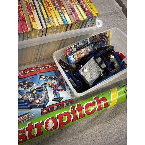 A Collection of Vintage and Contemporary Toys and Annuals including ...