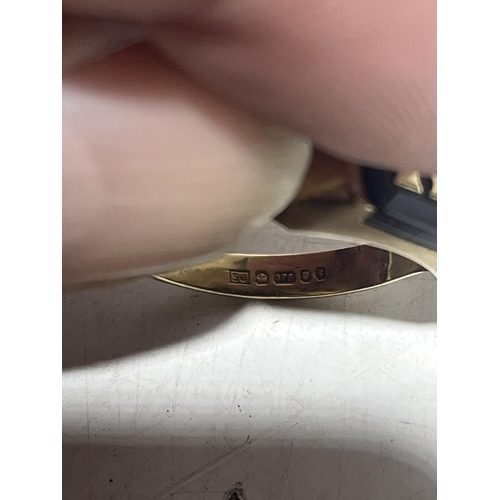 106 - A 9ct Gold Onyx and Diamond Initial M Signet Ring Size U 5g