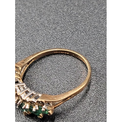 4 - 9ct Gold Diamond & Green Gemstone Ring Fully Hallmarked Size Q (Weight 2.7g)