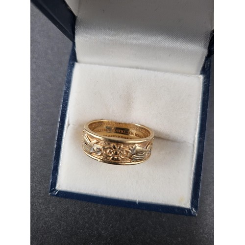 28 - 9ct Gold Angel & inside Inscription Ring Size O Fully Hallmarked ( Weight 5g)