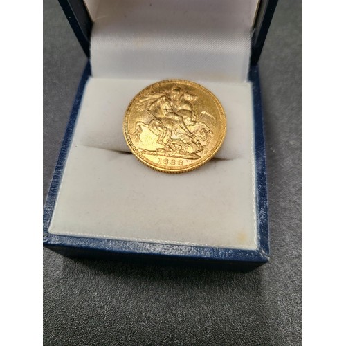 36 - 22ct Gold Full Sovereign Dated 1888 Melbourne Mint ( Weight 8g)