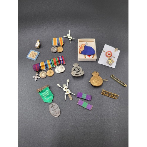 44 - Collection of Militaria Medals & Other Militaria Badges & Awards