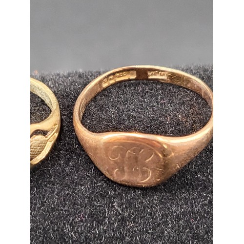 47 - Two 9ct Gold Rings Rampant Lion & Signet Fully Hallmarked (Complete Weight 3.9g) Rampant Lion Ri... 