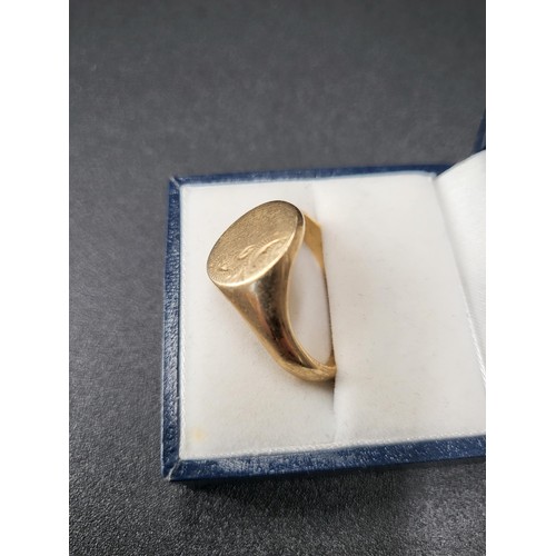 49 - 9ct Gold Signet Ring Size X Fully Hallmarked (Weight 7g)