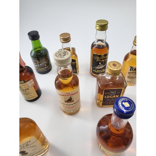 218 - Collection of Seventeen Whisky Miniatures all Full & Sealed Only One With Evaporation Logan