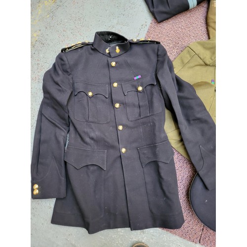 237 - Militaria Uniforms of a Captain Who Served at The Royal Army Educational Corps There Is Three Jacket... 