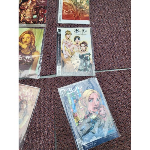 209 - Collection of 20 Buffy The Vampire Slayer Comics by Dark Horse Comics all Good Condition