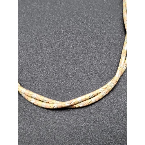 254 - 9ct Gold Three Tone Choker Necklace Measures 42cm Long Fully Hallmarked (Weight 16.1g)