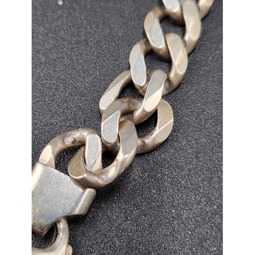 266 - Heavy 925 Gents Curb Chain Measures 22inches Long Unclasped (Weight 90g)