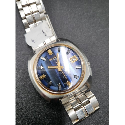 270 - Seiko 17 Jewels Automatic Watch in Good Working Order Does Have Some Fragment Scratches on Face Fits... 