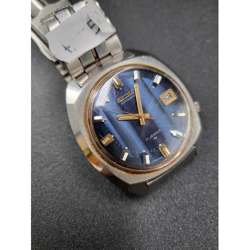 270 - Seiko 17 Jewels Automatic Watch in Good Working Order Does Have Some Fragment Scratches on Face Fits... 