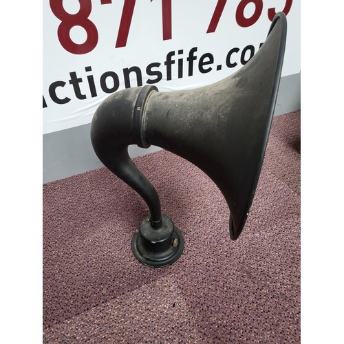 293 - Antique Radio Gramophone Speaker Horn Measures 59cm Tall & Diameter of Horn Front is 37.5cm