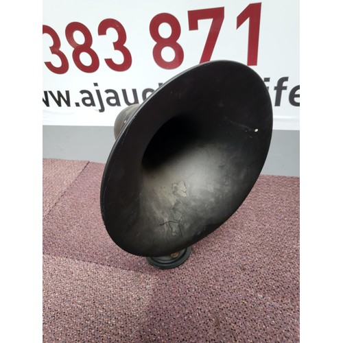 293 - Antique Radio Gramophone Speaker Horn Measures 59cm Tall & Diameter of Horn Front is 37.5cm