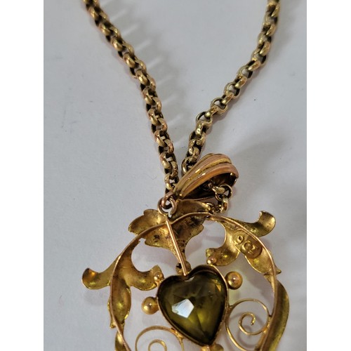 23 - 9ct Gold Art Nouveau Peridot Pendant on Chain item Measures 38cm Unclasped Pendant Pendant Measures ... 