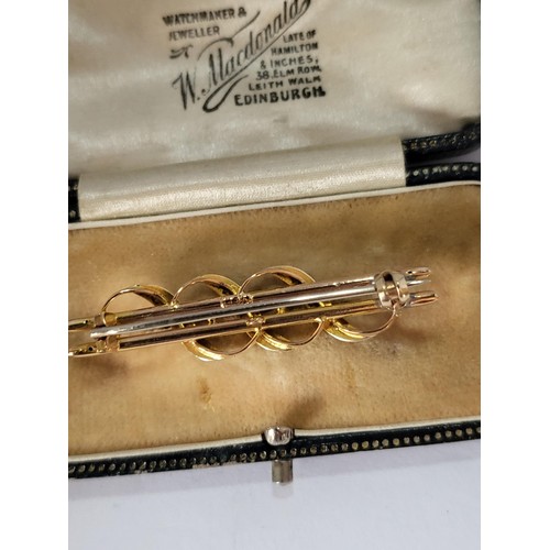 24 - Antique 9ct Gold Seed Pearl Bar Brooch Measures 4.5cm Long Hallmarked to Reverse 9ct ( Weighs 2.4g d... 