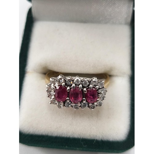 61 - 9ct Gold Diamond & Ruby Cluster Ring Size N/O Gorgeous Diamonds ( Weighs 2.9g)