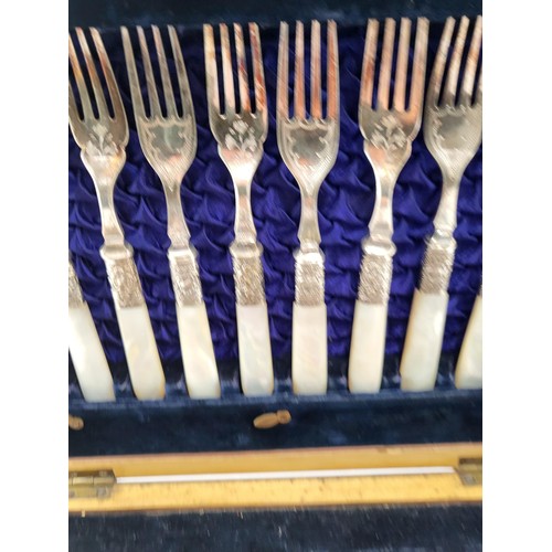 88 - Cased Silver Plated & Mother of Pearl Fruit Forks & Knifes