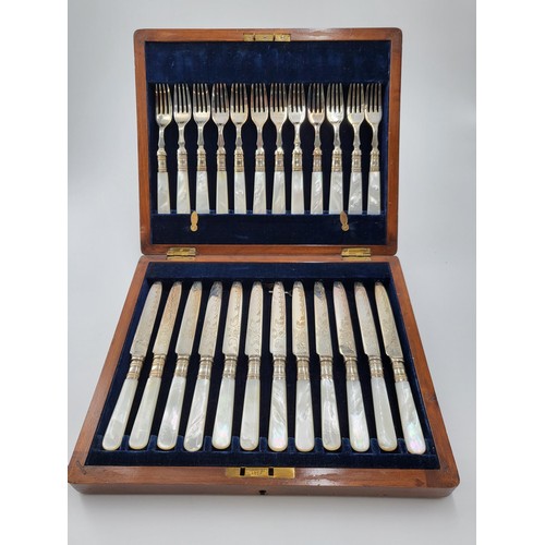 89 - Cased Silver Plated & Mother of Pearl Fruit Forks & Knifes