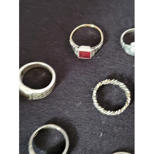 33 - Small Lot of Sterling Rings (Weight 34g)