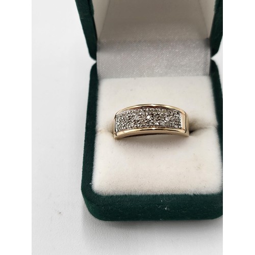 94 - 9ct Gold & Diamond Cluster Ring the size is L ( Weighs 3g) Fully hallmarked & Diamond Quanti... 